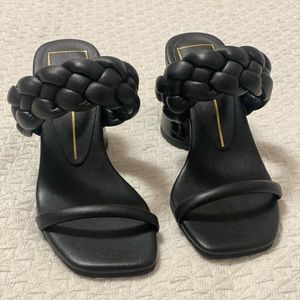 Dolce vita sandals